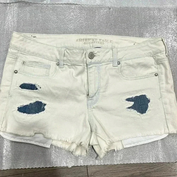 ❤️2/$30❤️[14]American Eagle Light Washed Stretch Shortie  Shorts - Picture 1 of 5